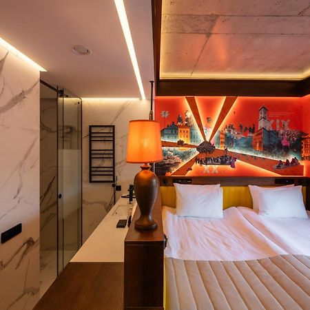 !Fest Hotel Rynok Square Liov Exterior foto