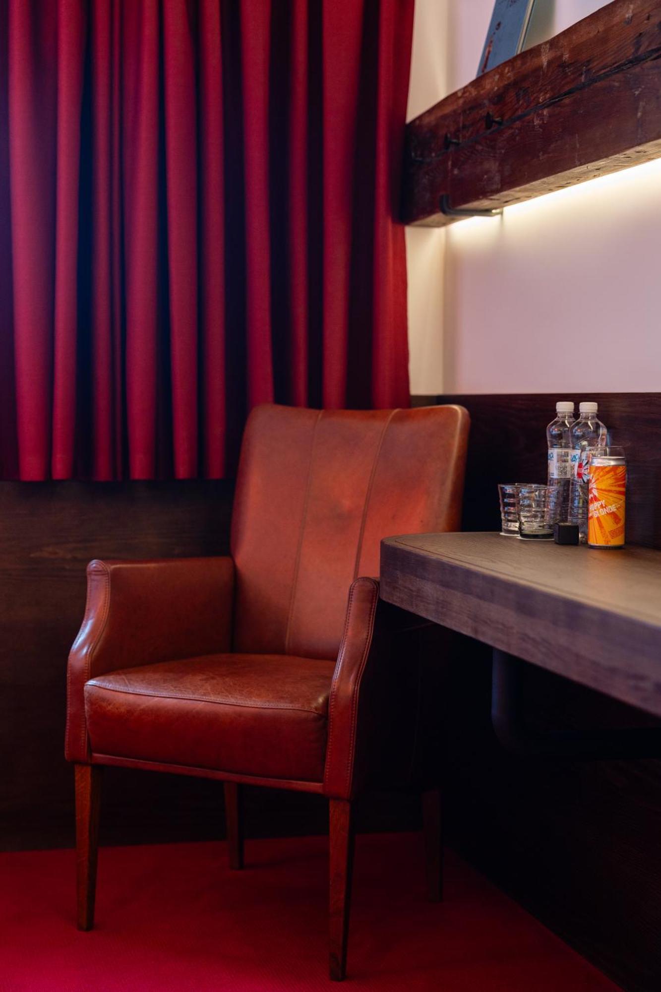 !Fest Hotel Rynok Square Liov Exterior foto