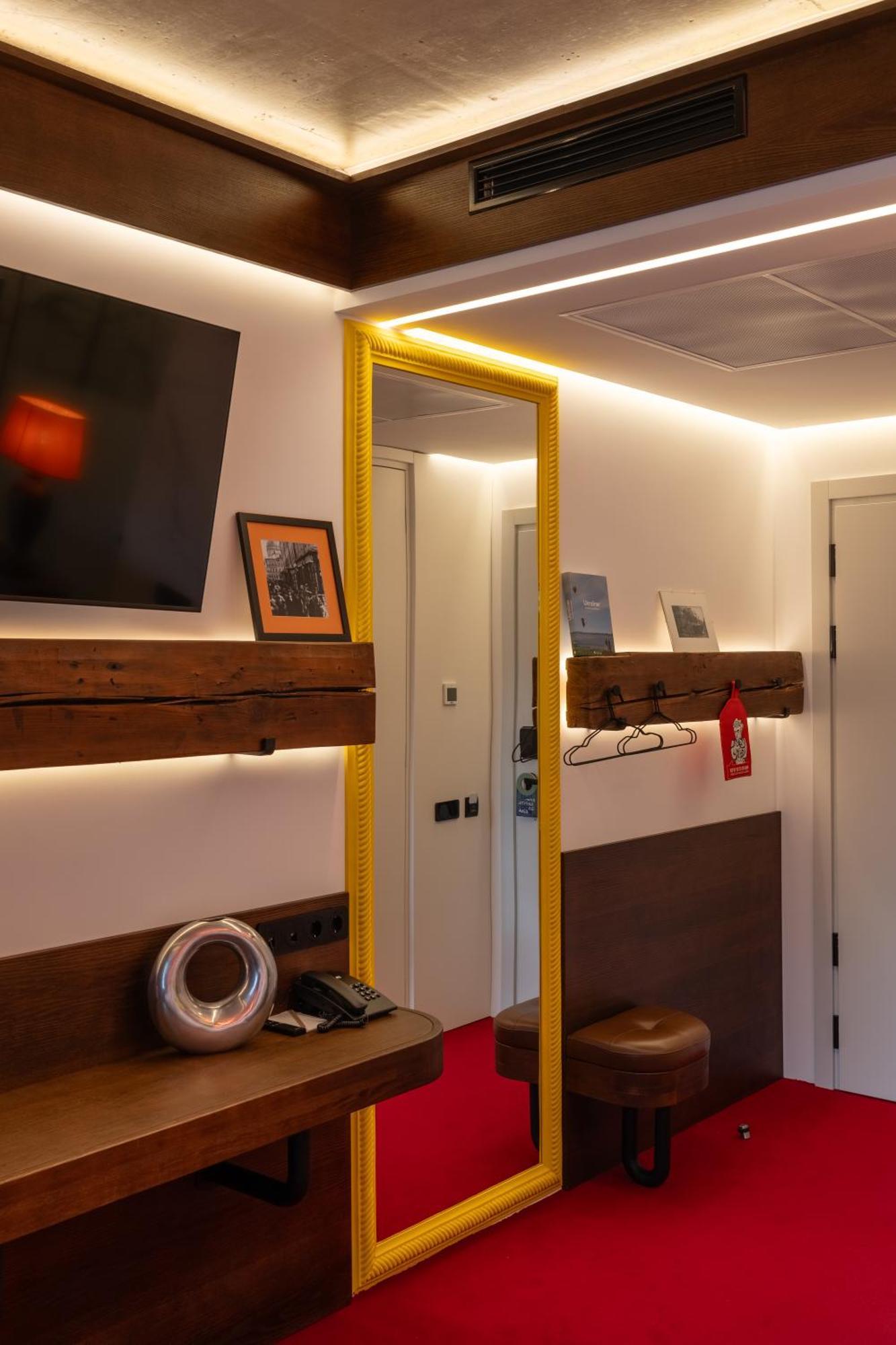 !Fest Hotel Rynok Square Liov Exterior foto