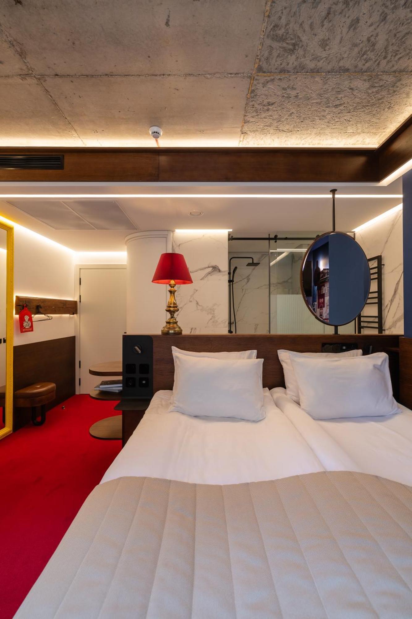 !Fest Hotel Rynok Square Liov Exterior foto